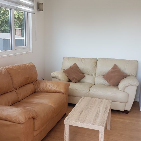STUDENT Five Bedroom Maisonette – Surbiton (Tolworth Broadway, KT6) - Photo 1
