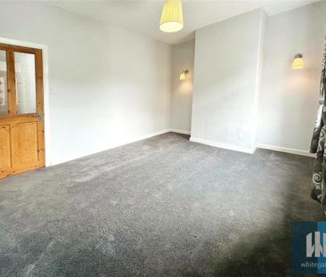 2 bedroom terraced house to rent - Photo 2