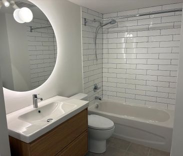 4 1/2 rue St-Germain devant parc St-Émile - Photo 4