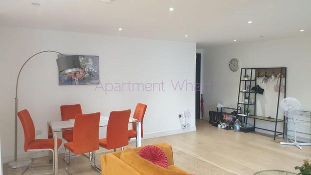 Flat Heritage Tower, E14 3NW, London - Photo 1