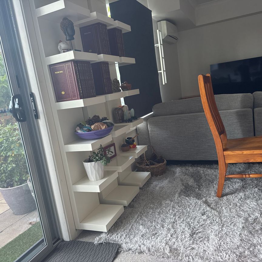 Noble Park - Photo 2