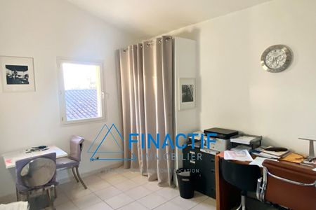 EGUILLES - Grand T4 de 115 m² Pôle d'Activité - Photo 5