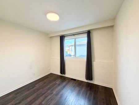 For Lease - 49 Howbert Drive Unit# Ground Floor & Basement, Toronto, Ontario - Photo 3