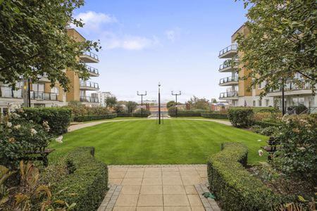Smugglers Way, London, SW18 flat to rent - Photo 5