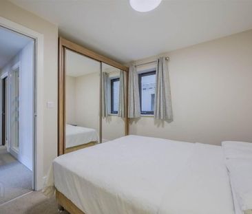 Apt 11 Custom House Square, 2 Ulster Street, Belfast, BT1 3ES - Photo 5