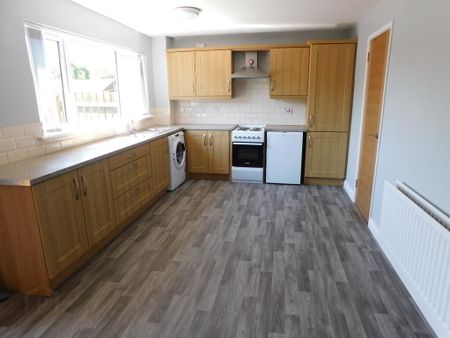 10 Woodview Crescent, Trillick, Omagh, BT78 3SR - Photo 3
