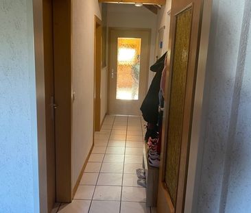Charmante 2-Zimmer-Maisonettewohnung mit einzigartiger Holzdecke - Photo 1