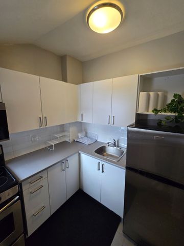 For Lease - 70 Victoria Avenue Unit# 202, Hamilton, Ontario - Photo 2