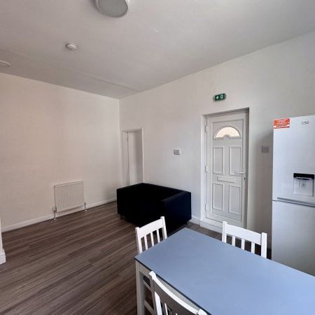 Hartley Road, Radford, NG7, Property for rent - Photo 1