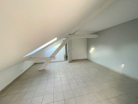 Location Appartement 3 pièces 47m² - Photo 5