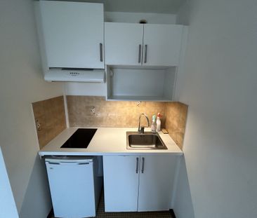 STUDIO 16 rue Jean Macé Grenoble - Photo 6