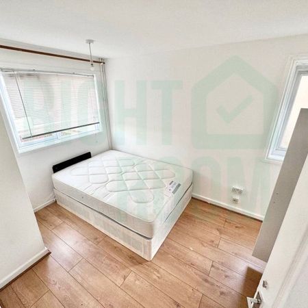 Room in a Shared House, Chesnut Road, N17 - Photo 3