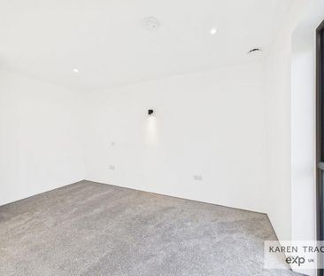 4 bedroom detached house to rent - Photo 6