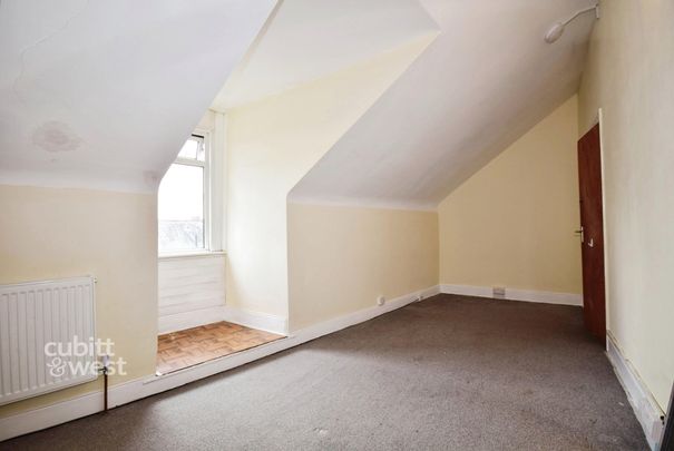 3 bedroom maisonette to rent - Photo 1