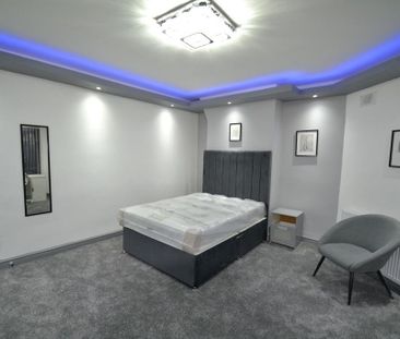 6 bedroom house to rent - Photo 5