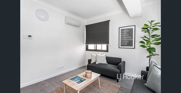 Affordable City Living! - Photo 1