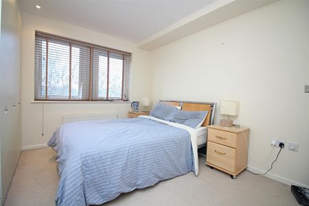 1 Bedroom Flat To Let - Photo 2