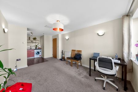Flint Close, London, E15 4QR - Photo 5