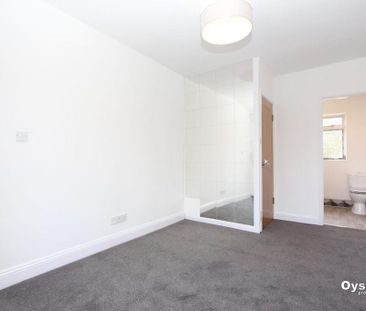 4 bedroom semi-detached house to rent - Photo 1