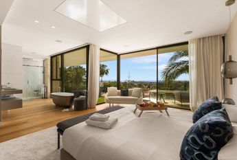 6 bedroom luxury Villa for rent in Nueva Andalucia, Spain