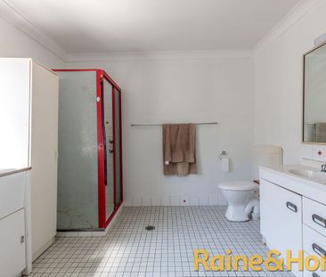 Family Home Close to Parks, Schools & Shops. - Photo 5