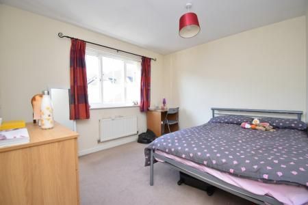 Pollywiggle Close, Three Score, Norwich, NR5 - Photo 3