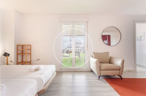 4 bedroom luxury Flat for rent in Valencia, Spain - Photo 1