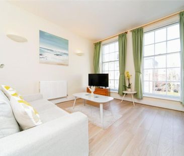 Catharine Street - Photo 1