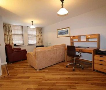 Balmoral House, Pavilion Way, Macclesfield, SK10 - Photo 2