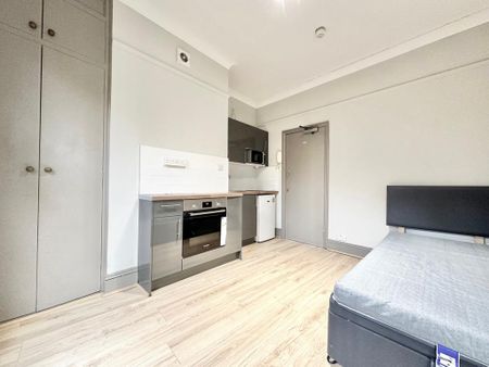 Studio to rent - Photo 5