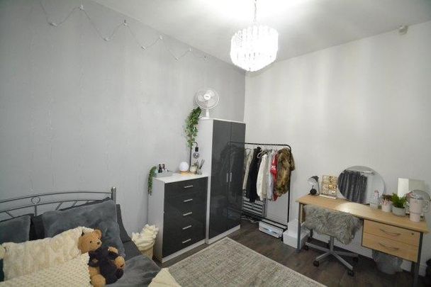 6 bedroom house share to rent - Photo 1