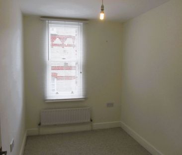 Southdowns Park, Haywards Heath, RH16 - Photo 3