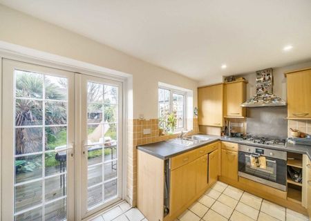 Hartfield Crescent, SW19 3RZ, London - Photo 5