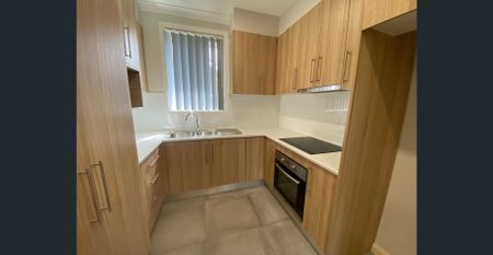 IN THE HEART OF SMITHFIELD! - Photo 5