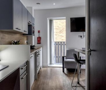 1 bedroom private hall to rent - Photo 5