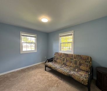 For Lease - 207 Christopher Street, Clearview, Ontario - Photo 5