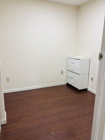 For Lease - 4260 Wakefield Crescent Unit# BSMT, Mississauga, Ontario - Photo 5