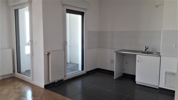 location Appartement T3 DE 65.9m² À VELIZY-VILLACOUBLAY - Photo 1