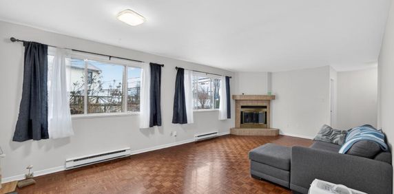 4 et demi demi - TRÈS BIEN PLACÉ - Photo 2