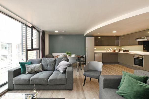 5 bedroom apartment to rent - Photo 1