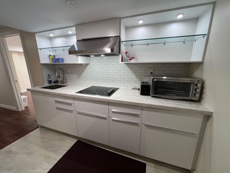 For Lease - 1366 CHALFIELD Drive Unit# Main Flr Br, Oakville, Ontario - Photo 4