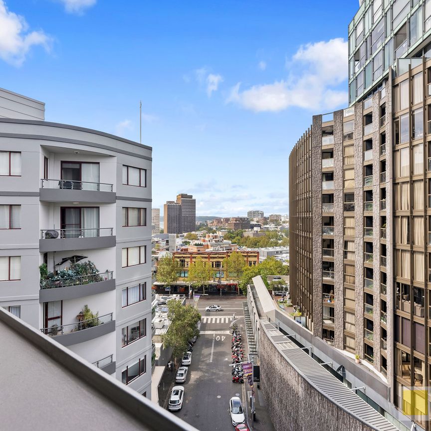 Contemporary Sophistication in Vibrant Surry Hills - Photo 1