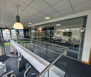 1 bedroom penthouse to rent - Photo 5