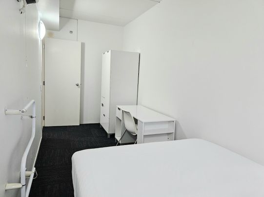 Neat and Fresh Apartment at Whitaker - Photo 1