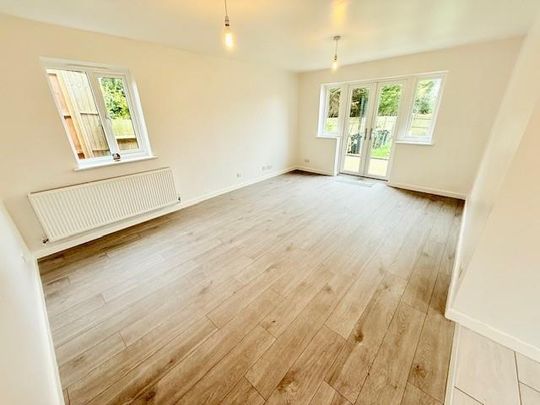 3 bedroom bungalow to rent - Photo 1