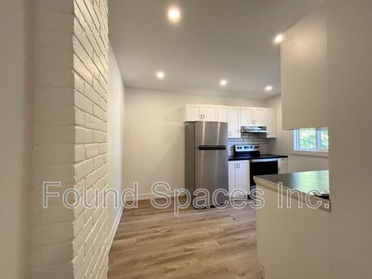 $2,095 / 4 br / 1 ba / 26 Cayuga st unit B - Photo 1