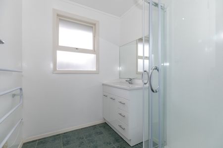 Move in for Christmas! - Photo 5