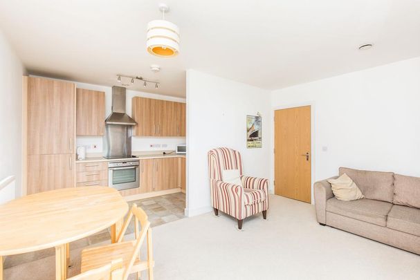 1 bedroom flat to rent - Photo 1