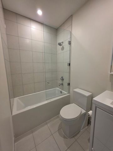 For Lease - 212 King William Street Unit# 1404, Hamilton, Ontario - Photo 4