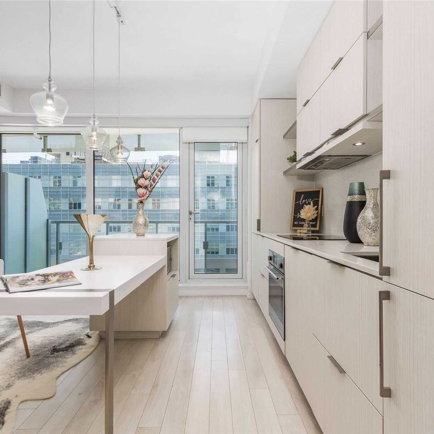 For Lease - 197 Yonge Street Unit# 1603, Toronto, Ontario - Photo 1